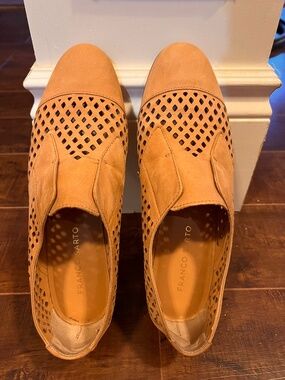 Leather shoes